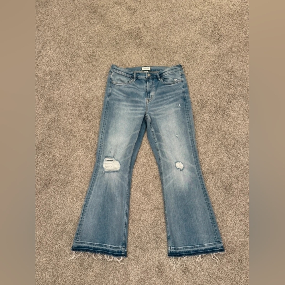 Distressed Light Blue Women's Jeans